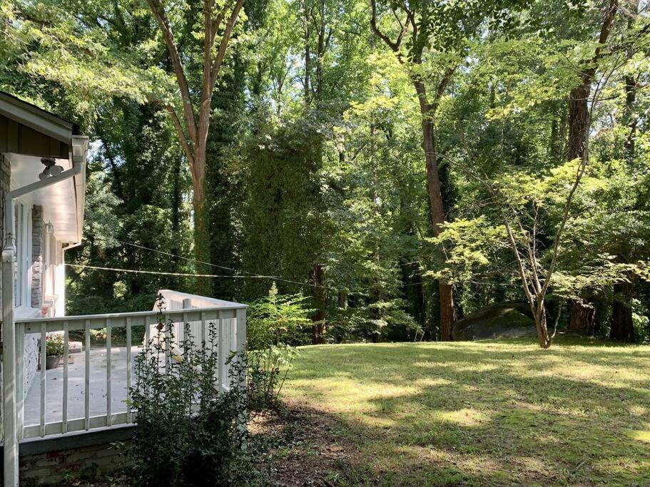 Spacious Home Atlanta Exterior photo